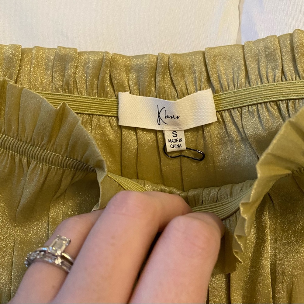 Klesis Gold Pleated Strapless Dress - Picture 4 of 6